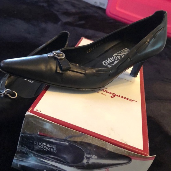 Ferragamo - Picture 4 of 5